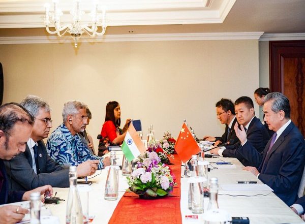 India-China Talks at ASEAN: EAM S Jaishankar Discuss Border Peace, Tranquillity With Chinese Diplomat