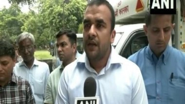 India News | Delhi: NCCF Sells Tomatoes at Subsidised Rate of Rs 90 Per Kg Amid Price Surge