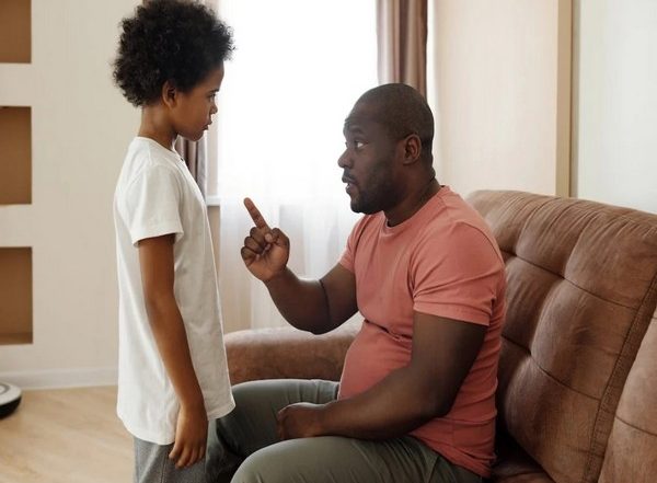 Lifestyle News | Strict Discipline Linked to Risk of Children Developing Lasting Mental Health Issues: Study