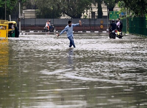Delhi Floods: MCD Releases List of Schools That Will Remain Close Tomorrow Due to Waterlogging
