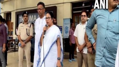 India News | West Bengal CM Mamata Visits Hospital to Meet Panchayat Poll Violence Victims