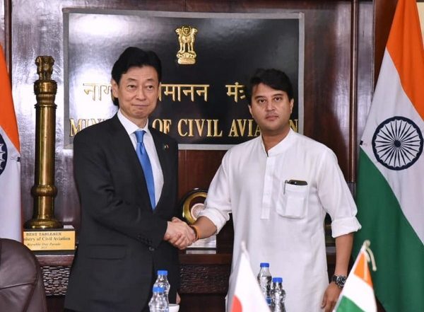 World News | Union Minister Jyotiraditya Scindia Meets Japan's Economy, Trade and Industry Minister in Delhi