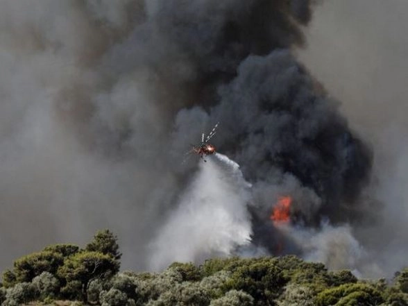 Greece Wildfires Reignited, New Evacuations Ordered Amid Blistering Temperatures