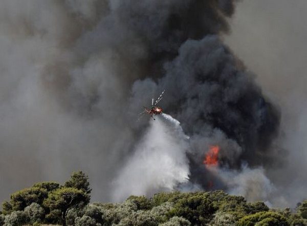 Greece Wildfire: Blistering Temperature Leads to Massive Wildfire in Athens, Prompts New Evacuations