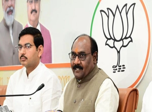 India News | Maximum Number of Dalit Atrocities Happening Wherever Congress is in Power, Says National President of BJP Scheduled Caste Morcha 