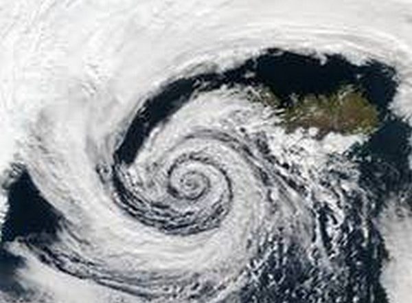 World News | Typhoon Doksuri Sweeps Across Pacific Ocean; Poses Risk to Philippines, Taiwan, Hong Kong, China