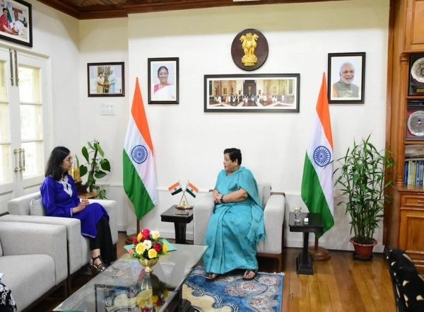 India News | DCW Chairperson Swati Maliwal Calls on Manipur Governor Anusuiya Uikey, Discuss Atrocities Against Women in Conflict-hit State
