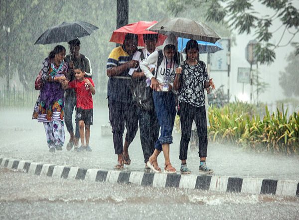 India News | Authorities Declare Holiday for Schools, Colleges in Coastal Karnataka Today Due to Flash Flood Warning