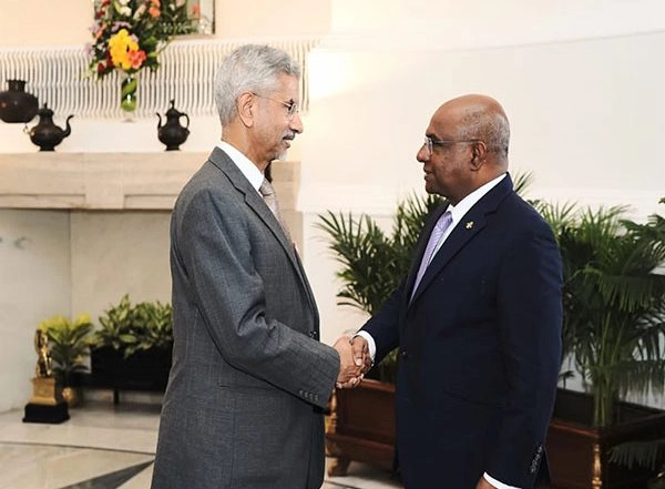 World News | EAM Jaishankar Wishes People of Maldives on Their Independence Day