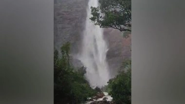 India News | Telangana: Over 40 Tourists Stranded at Muthyala Dhara Waterfalls in Mulugu, Rescue Operations Underway