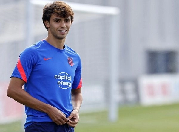 Sports News | 'Nobody Above Atletico Madrid': Club's Manager Diego Simeone Lashes out at Joao Felix