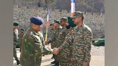 India News | Army Chief General Manoj Pande Visits Forward Areas of Ladakh to Review Operational Preparedness