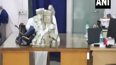 India News | Congress Revokes Suspension of Its Three Jharkhand MLAs Caught in Bengal with Huge Amount of Cash