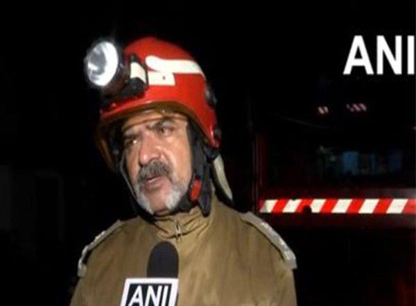 India News | Fire Breaks out in Factory Warehouse in Mayapuri
