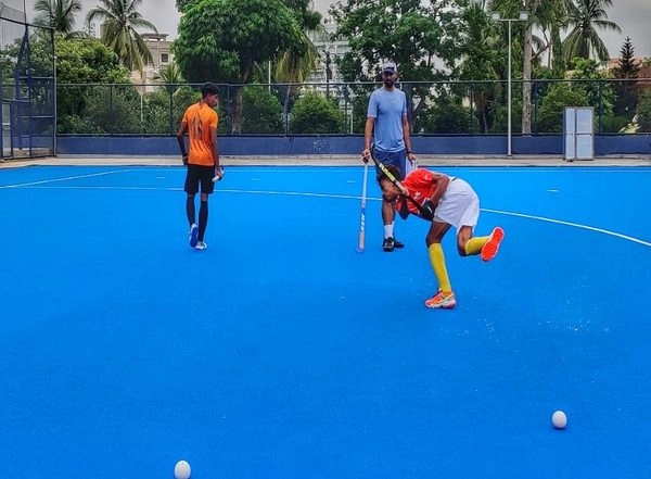 Sports News | Former Olympian Rupinder Pal Singh Leads Special Drag Flick Camp in Odisha