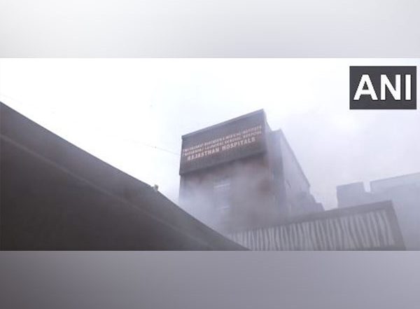 India News | Fire Breaks out at Hospital in Gujarat's Ahmedabad