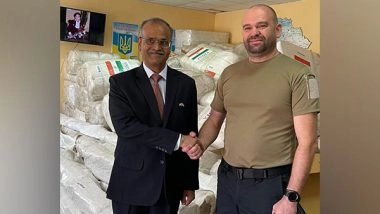 World News | India Hands over Humanitarian Aid to Ukraine