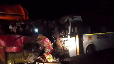 Buldhana Bus Accident Video: Six Passengers Killed, 21 Injured After Two Private Buses Collide on Malkapur Flyover in Maharashtra