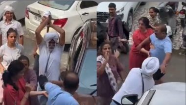 Delhi Parking Dispute Turns Violent, Clash Between Neighbours Caught on Camera in Sant Nagar