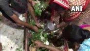 Sawan 2023: Devotees Offer Prayers to Lord Shiva at Sangam in Uttar Pradesh's Prayagraj (Watch Video)