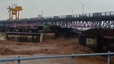 Jammu and Kashmir Rain Videos: Four Killed After Several Houses Collapse Due to Heavy Rainfall in Kathua