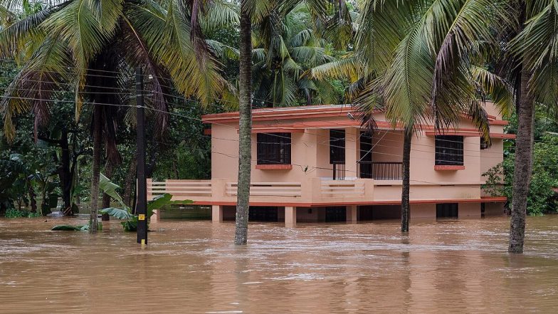 Kerala Rains Video: Heavy Rainfall Causes Destruction, Low-Lying Areas Flooded in Alappuzha as Rivers Overflow