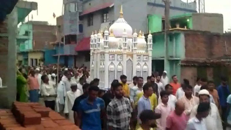 Muharram Procession Tragedy in Jharkhand: Four People Die, 10 Others Suffer Burn Injuries After Coming in Contact With High-Tension Electric Wire in Bokaro While Carrying Tazia (See Pics)