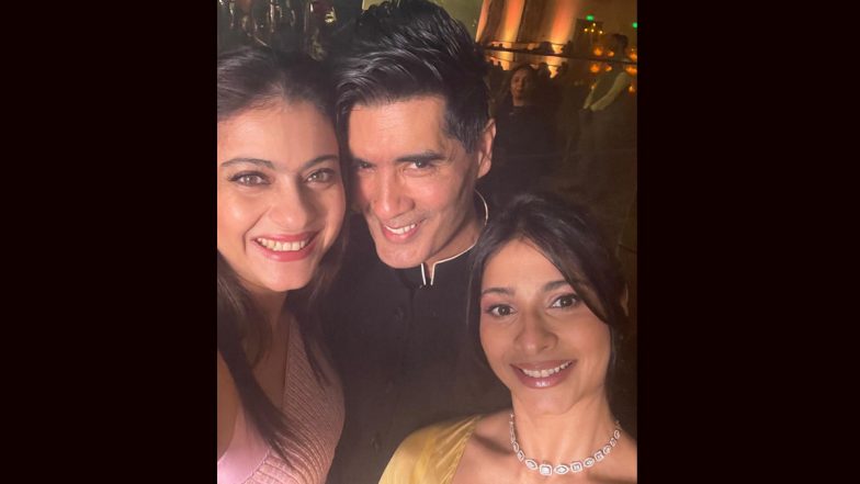 Kajol, Manish Malhotra, Tanishaa Mukerji Are All Smiles in This Pic From the Ace Designer’s Bridal Couture Show!