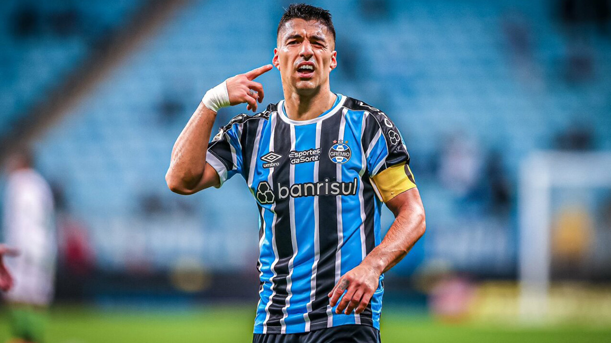 Montevideo, Uruguay. 31st July, 2022. Luis Suarez during his presentation  on the occasion of his return to Club Nacional de Fútbol. Credit: Gianni  Schiaffarino/dpa/Alamy Live News Stock Photo - Alamy