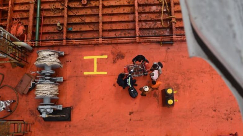 Indian Coast Guard Carries Out Risky Mid-Sea Medical Evacuation of Private Tanker's Sailor Off Kerala Coast (See Pics and Video)