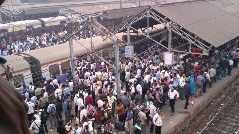 Mega Block Today: Mumbai Local Train Services To Be Affected As Railways Announce Five-Hour Power Block Between Thane and Kopar Khairane Station