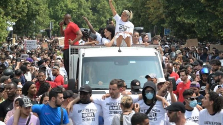 France Riots: Grandmother of Teen Shot Dead by Police Officer in Paris Pleads With Rioters To Stop Violence