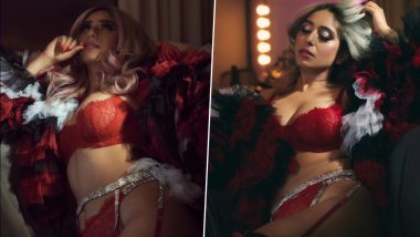 Neha Bhasin Puts Her Sexy Curves on Display As She Flashes Her Cleavage in Red Lingerie (View Pics)