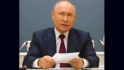 Sex Change Ban in Russia: President Vladimir Putin Signs Law Banning Gender Reassignment Surgery and Adoption of Children by Trans People