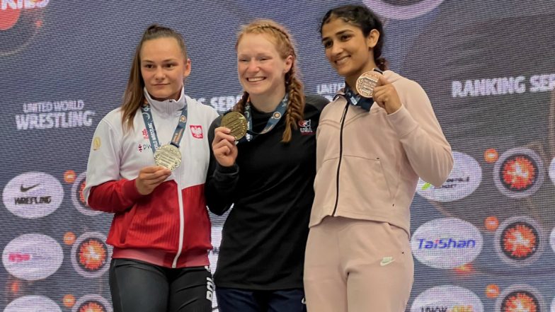 Babita Phogat Congratulates Her Sister Sangeeta for Winning Bronze Medal at Hungary Ranking Series Wrestling Event