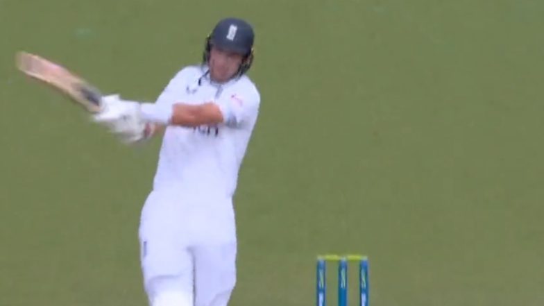 Stuart Broad Hits a Massive Six off His Last Ball in Test Cricket on Day 4 of ENG vs AUS 5th Test in Ashes 2023 (Watch Video)