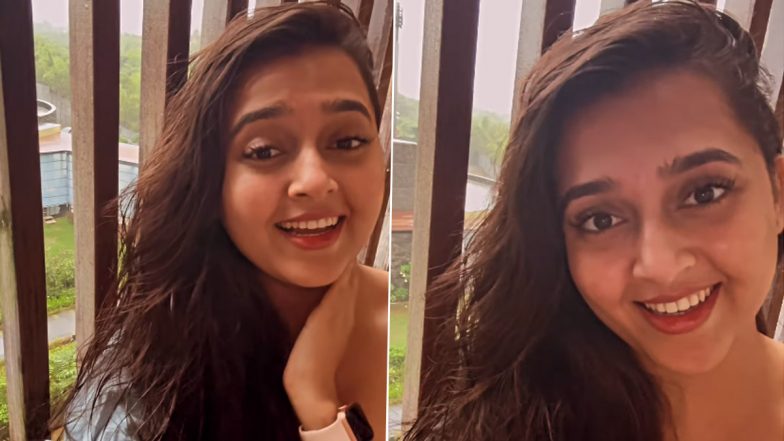 Tejasswi Prakash's Rendition of ‘Bhaage Re Mann’ Song Will Make You Fall in Love With Her Soulful Voice (Watch Video)