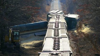 US Train Derailment Video: Freight Train Carrying Hazardous Materials Derails in Whitemarsh Township North of Philadelphia, Several Homes Evacuated