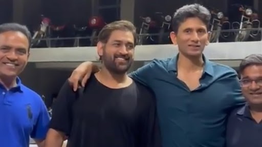 ‘What a Collection and What a Man MSD Is..’ Former India Cricketer Venkatesh Prasad Praises MS Dhoni for His Passion for Bikes (Watch Video)