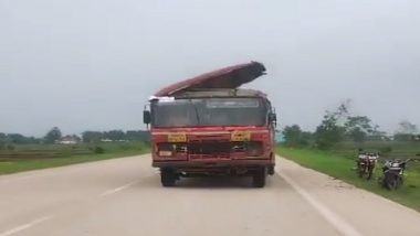MSRTC Bus Running With Broken Rooftop Video: Maharashtra Government Bus With Partially Broken Rooftop Runs on Road in Gadchiroli, Official Suspended After Clip Goes Viral