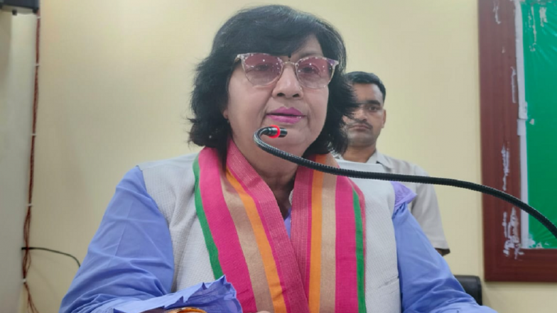 'If You Stop Eating Tomatoes, Prices Will Come Down': Uttar Pradesh Minister Pratibha Shukla’s Statement on Tomato Price Rise Sparks Controversy