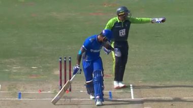 Fast Hands! Quinton De Kock Makes Quick Glove Work to Dismiss MI New York Batsman Monank Patel During MLC 2023 Game (Watch Video)