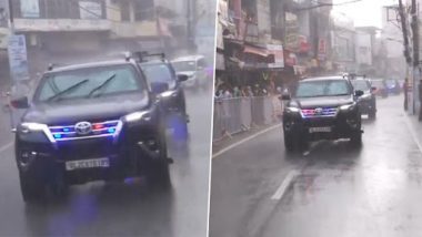 Uttar Pradesh: People Line Up in Heavy Rain To Welcome PM Narendra Modi in Gorakhpur (See Pics and Video)