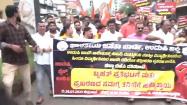 Udupi Washroom Video Incident: BJP Leaders and Workers Stage Protest in Karnataka, Accuse Congress of Sliding With Accused (Watch Video)