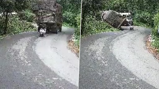 Karnataka Accident Video: Truck Carrying Plywood Falls Into Valley Near a Curve in Mangaluru, None Injured