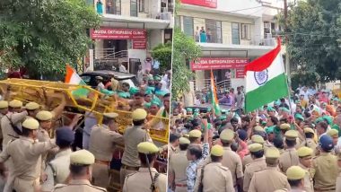 Farmers’ Protest in UP Video: Scuffle Breaks Out Between Bharatiya Kisan Parishad and Police Personnel in Noida