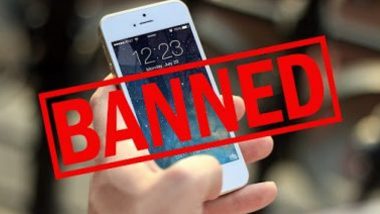 Andhra Pradesh: Education Department Bans Use of Mobile Phones for Students, Teachers in Schools Across the State