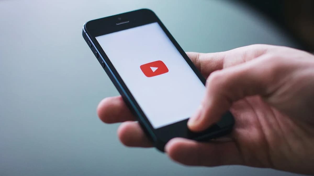 YouTube Feature Update: Google's Video-Streaming Platform Testing New Feature To Help Users Search Songs by Humming