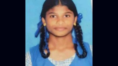 Karnataka Shocker: School Girl Collapses While Singing National Anthem During Morning Prayers, Dies Before Reaching Hospital