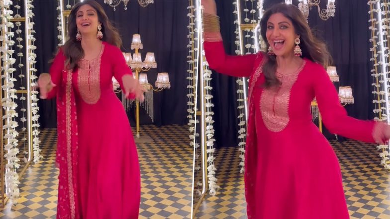 Shilpa Shetty Kundra Grooves to 'What Jhumka' Song From RRKPK in Ethnic Wear, Video Goes Viral – WATCH